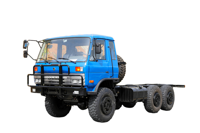 Jarak sumbu roda diperpanjang 210 tenaga kuda EQ2102G truk khusus off-road sasis_penggerak enam roda 245 kepala datar 153 kendaraan angkut_6×6DFkendaraan militer klasik 190 tenaga kuda kendaraan kargo platform kelas dua