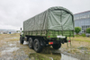 6×6 klasik DFEQ2100E6D truk khusus off-road_penggerak enam roda 245 hidung runcing 140 kendaraan angkut_190 tenaga kuda kendaraan militer hidung panjangTruk