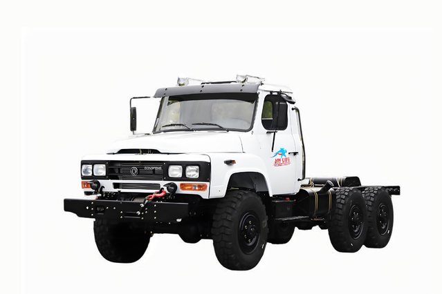 Meriam baja kecil 2,5 ton Sasis EQ2082_DF240 truk off-road Konfigurasi ujung 170 tenaga kuda_6*6 sasis kendaraan khusus klasik 25Y