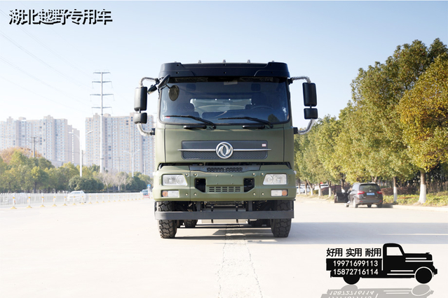 DF Truk air 10 meter kubik 210 HP_10 ton truk tangki khusus roda delapan belakang_6*4 Modifikasi sasis Nasional III