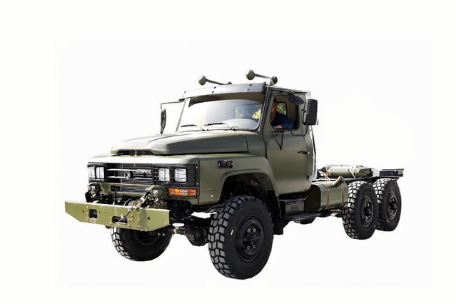 Sasis klasik EQ2082 Meriam baja kecil 25Y_DF240 truk off-road 170 tenaga kuda tip_6*6 kendaraan khusus sasis 2,5 ton