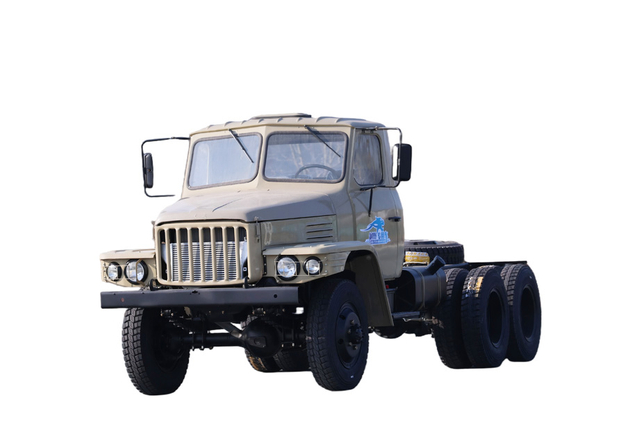 Ban belakang kembar EQ2082 modifikasi sasis off-road_belakang roda delapan DF Meriam baja kecil 2,5 ton 240 penggerak enam roda 170 tenaga kuda_6*6 kendaraan angkut teknik klasik 25Y