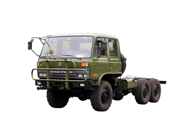 Sasis truk khusus off-road baris ganda EQ2102J 190 tenaga kuda price_penggerak enam roda 246 produsen truk pengangkut kepala datar 153_6×6DFkendaraan kargo kendaraan militer klasik 210 konfigurasi platform kelas dua